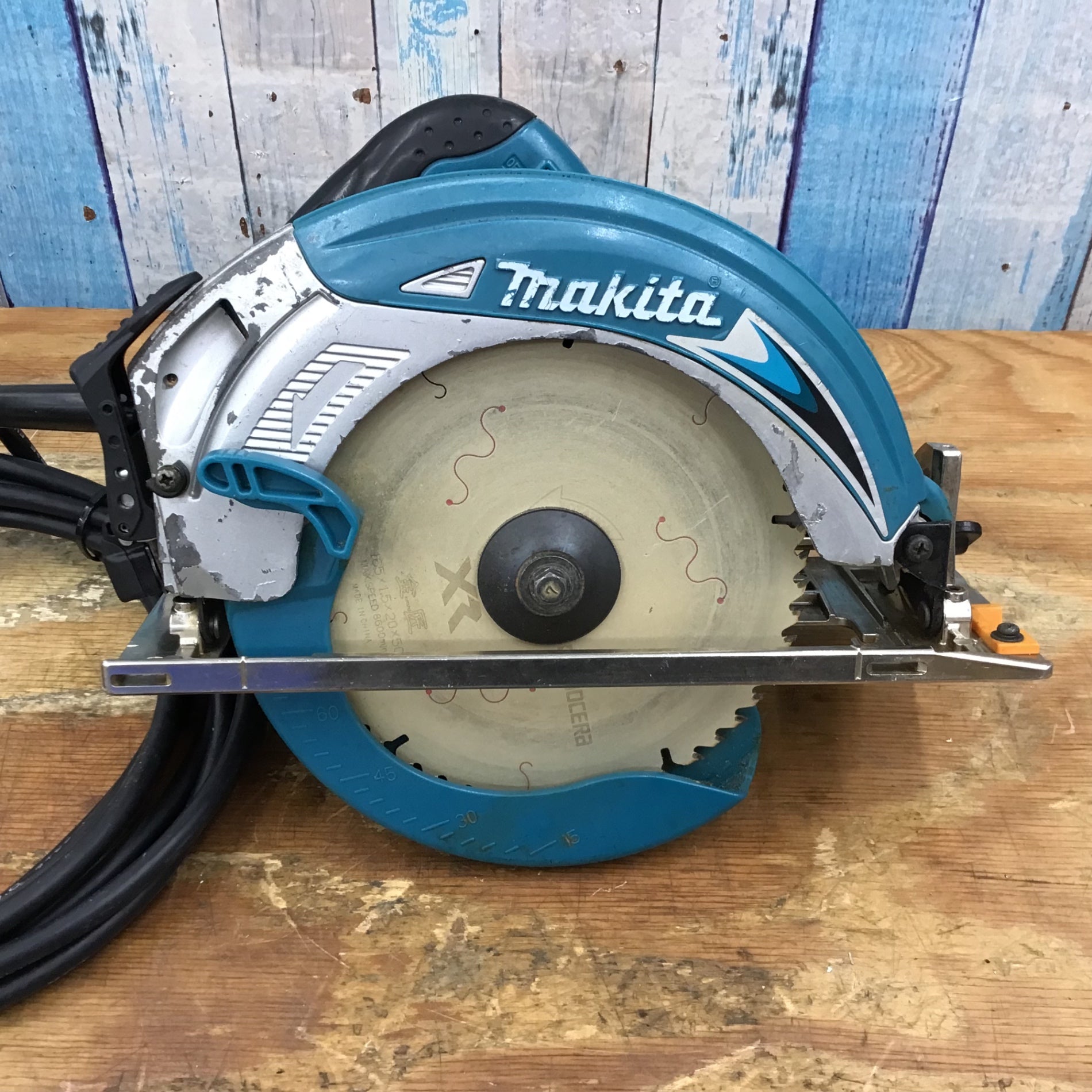 中古　makita マキタ 190mm丸ノコ 5837BA ☆マキタ(makita) 丸のこ 5837BA【川口店】 – アクトツール