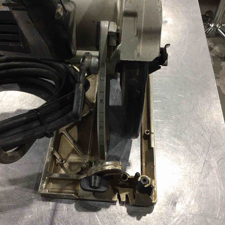 【中古品】 マキタ (makita) 電気マルノコ HS6301B 【藤沢店】