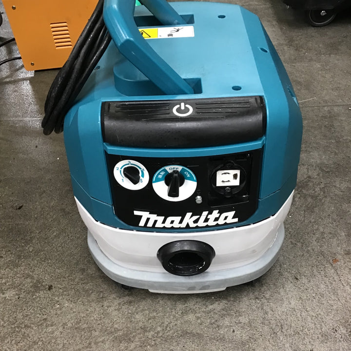 ★マキタ(makita) 集じん機 乾湿両用 VC0820【川崎店】