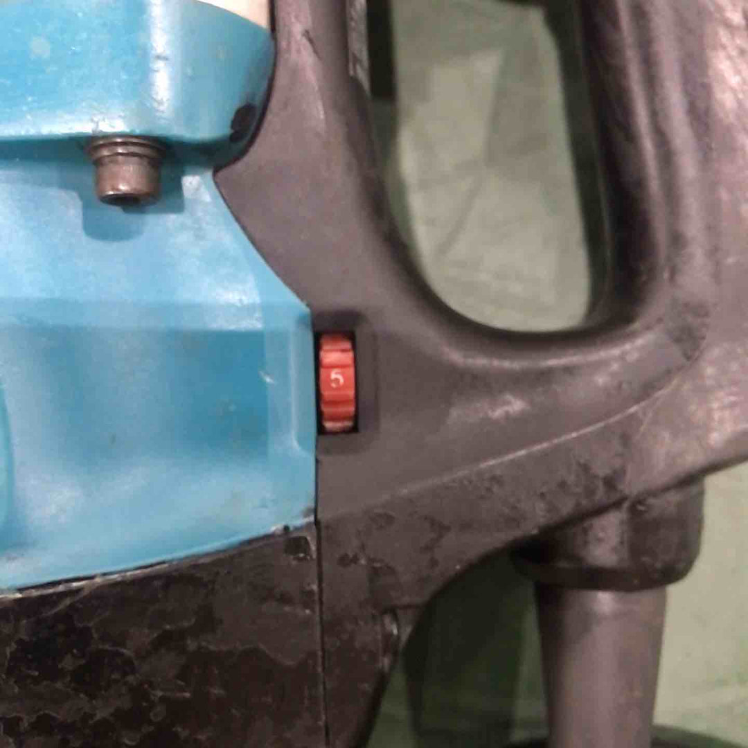 ★マキタ(makita) ハンマドリル HR4030C【川口店】