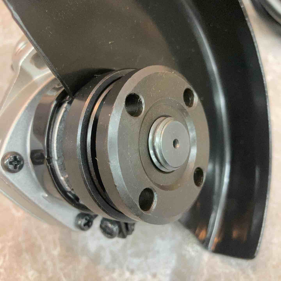 ☆マキタ(makita) 125mm ディスクグラインダ 9535B【八潮店】