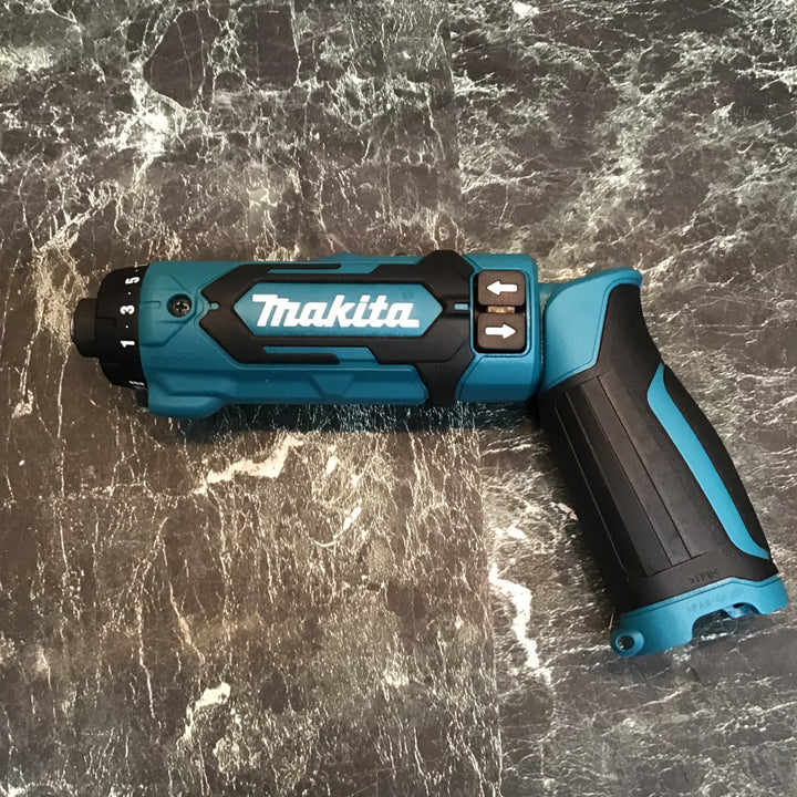 ★マキタ(makita) コードレスペンドリルドライバー DF012DZ【八潮店】