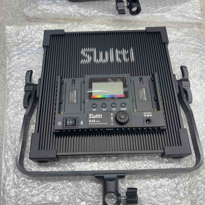 ◇switti LEDライト 撮影用 照射用 S45【八潮店】