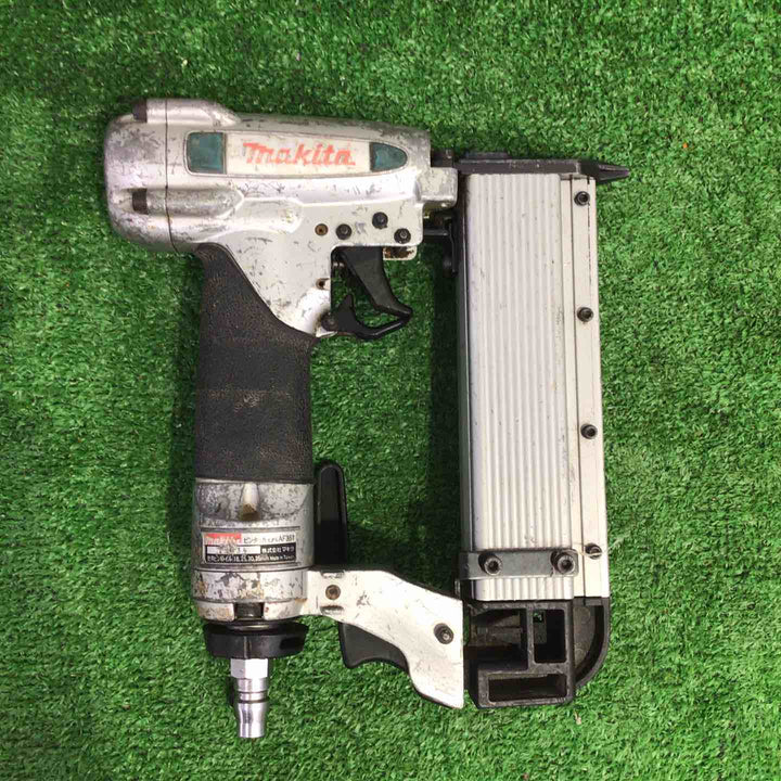 ★マキタ(makita) 常圧ピンネイラ AF351【町田店】