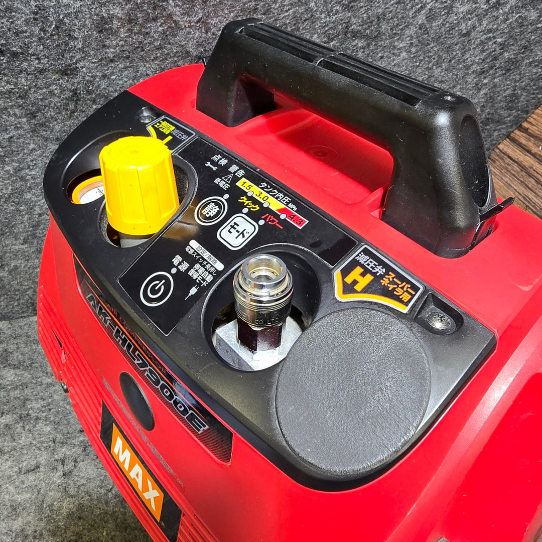 【中古 ※説明必読・外装割れ有り※】 マックス(MAX) エアコンプレッサー AK-HL7900E 【桶川店】