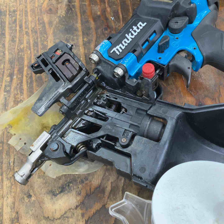 ★マキタ(makita) 高圧エア釘打ち機 AN636HM【柏店】