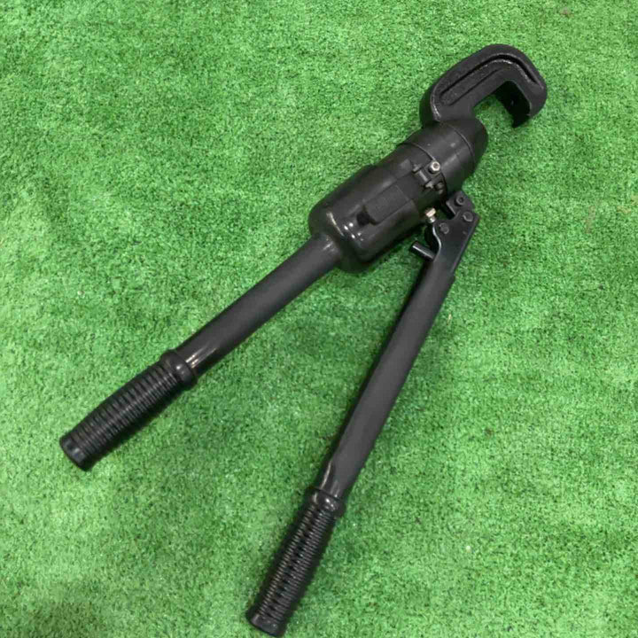 ◇泉精器(IZUMI)  手動油圧式圧着圧縮工具 15号B【川口店】