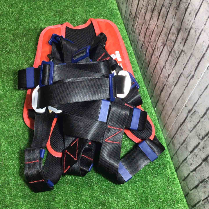 タイタン(TITAN) フルハーネス　CANYON-WMLTD-BLSC 墜落制止器具 Lサイズ【川口店】