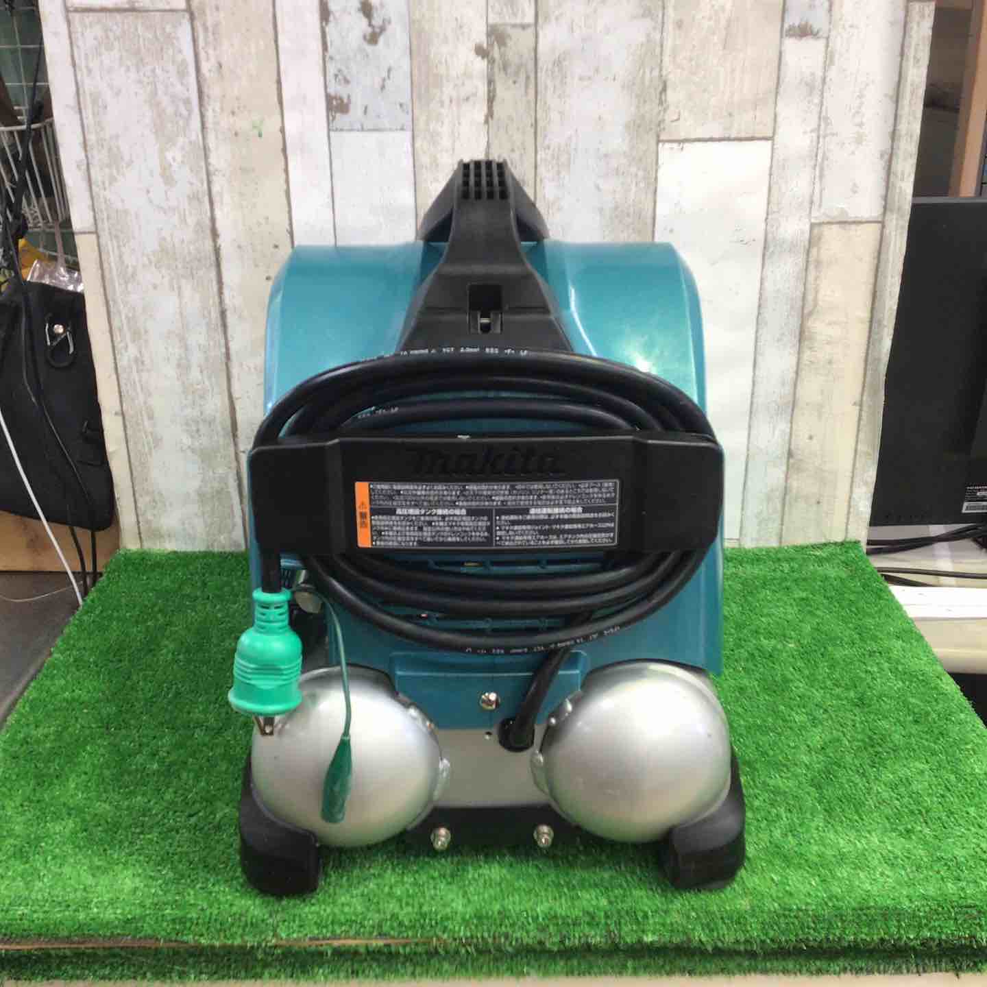 マキタ(makita) エアコンプレッサー AC462XSH【町田店】 マキタ(makita) エアコンプレッサー AC462XSH【町田店】 – アクト