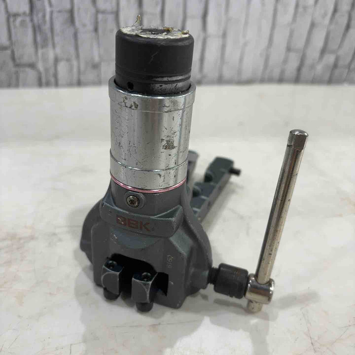 ◇BBK(文化貿易工業) 超軽量フレアツール(シリンダー付) 700-DPC【川口店】