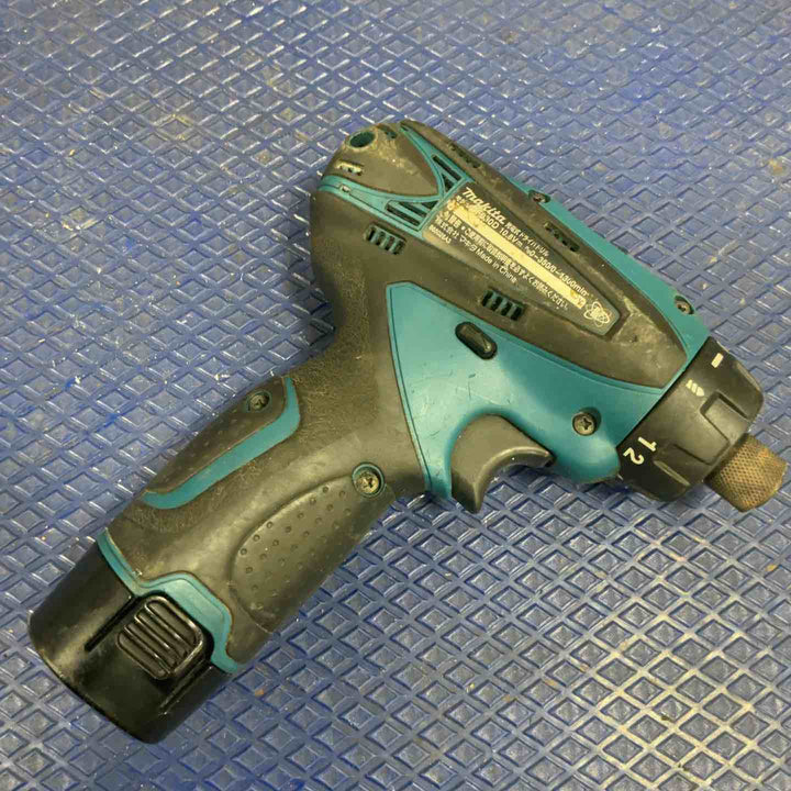 ☆マキタ(makita) コードレスドリルドライバー DF030DZ【草加店】