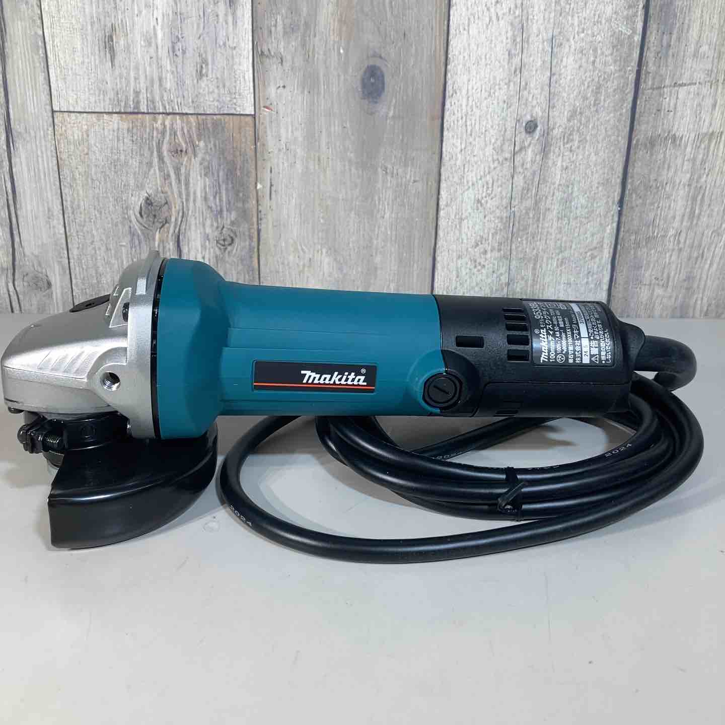 マキタ 9533BL 100ミリディスクグラインダ makita【市川行徳店】【店頭取引限定】【未使用】管理番号：ITDITXZZAFGE ☆マキタ(makita) 100mmディスクグラインダ 9533BL ロックナットレンチ