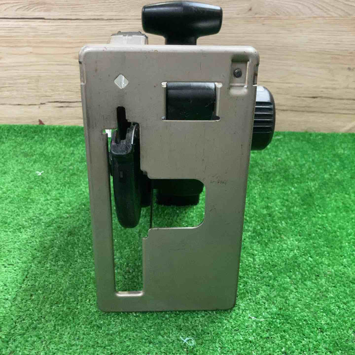 ◇パナソニック(Panasonic) コードレスチップソーカッター EZ45A2XM-B【町田店】