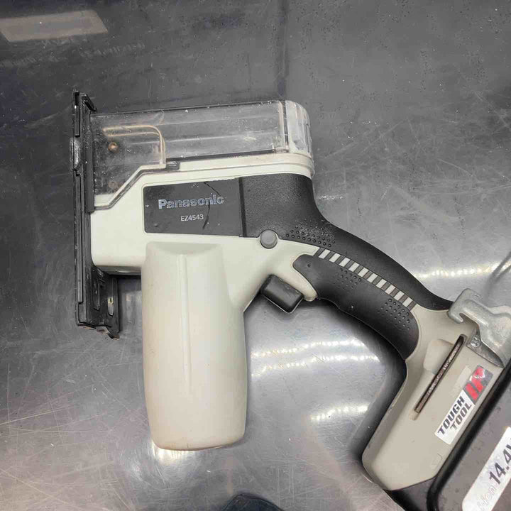 パナソニック(Panasonic) コードレス角穴カッター EZ4543LS2S-B【川越店】