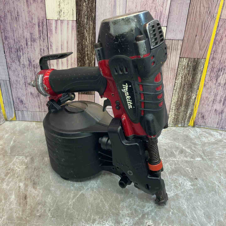 ★マキタ(makita) 高圧エア釘打ち機 AN930H【八潮店】