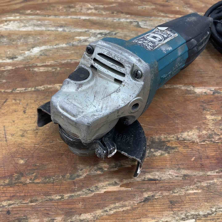 ☆マキタ(makita) 100mmディスクグラインダー GA4031【柏店】