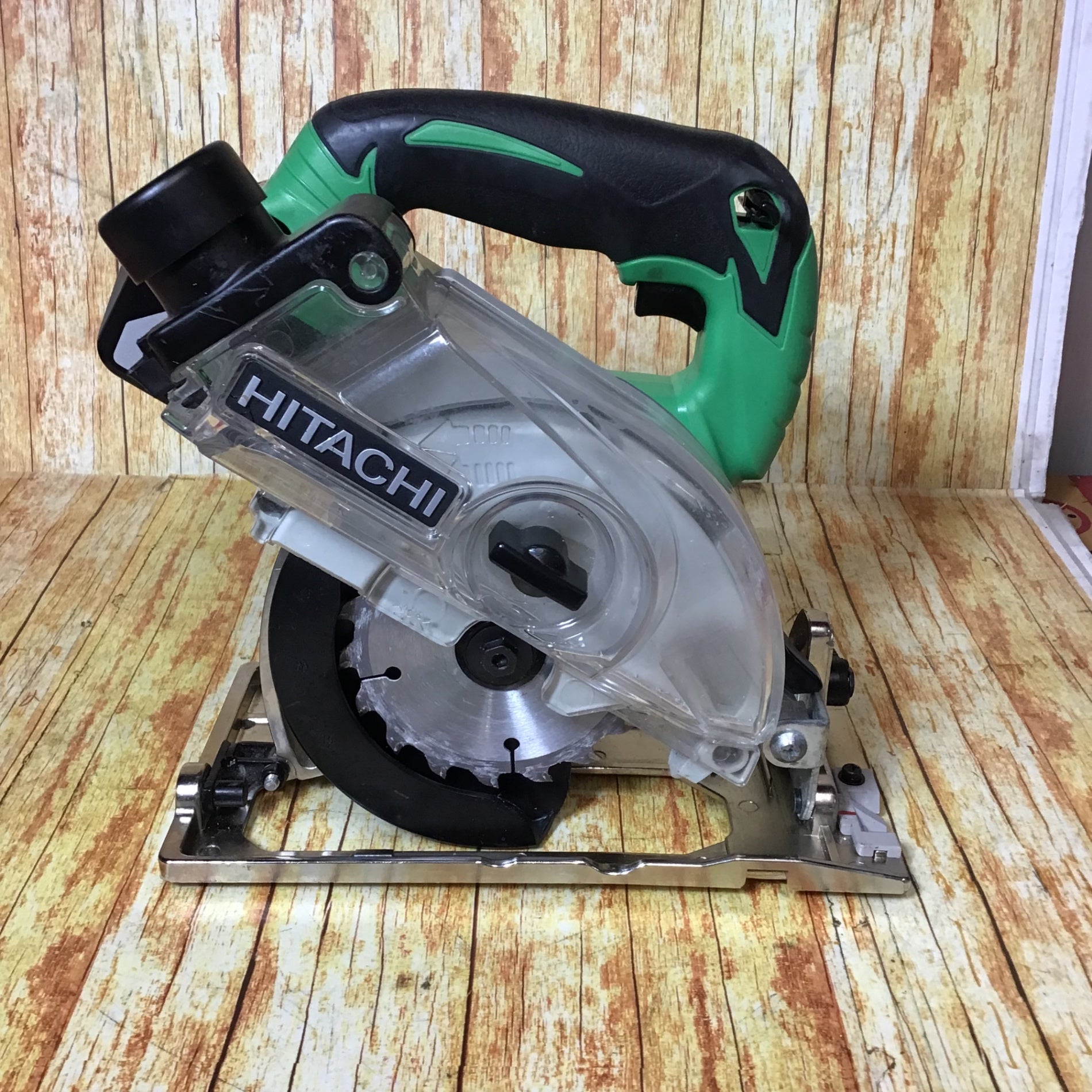 日立工機 ヒタチ C18DSL 18V 165mm コードレス丸ノコ【市川行徳店】【店頭取引限定】【中古】IT2COWX2LF34 HiKOKI(日立工機) C18DSL(LLCK) 18V-4.0Ahコードレス丸のこ グリーン