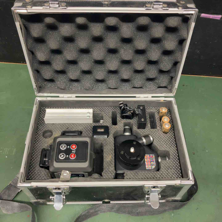 ◇テクノ グリーンレーザー墨出し器 ST-GS3B【戸田店】