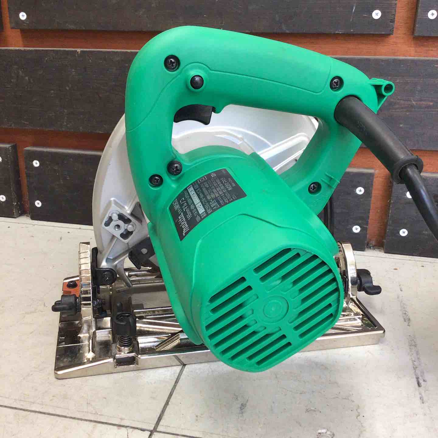 【中古品】 マキタ/makita 165mm 電気マルノコ M562 【鴻巣店】 中古品】 マキタ/makita 165mm 電気マルノコ M562 【鴻巣店】 – アクト