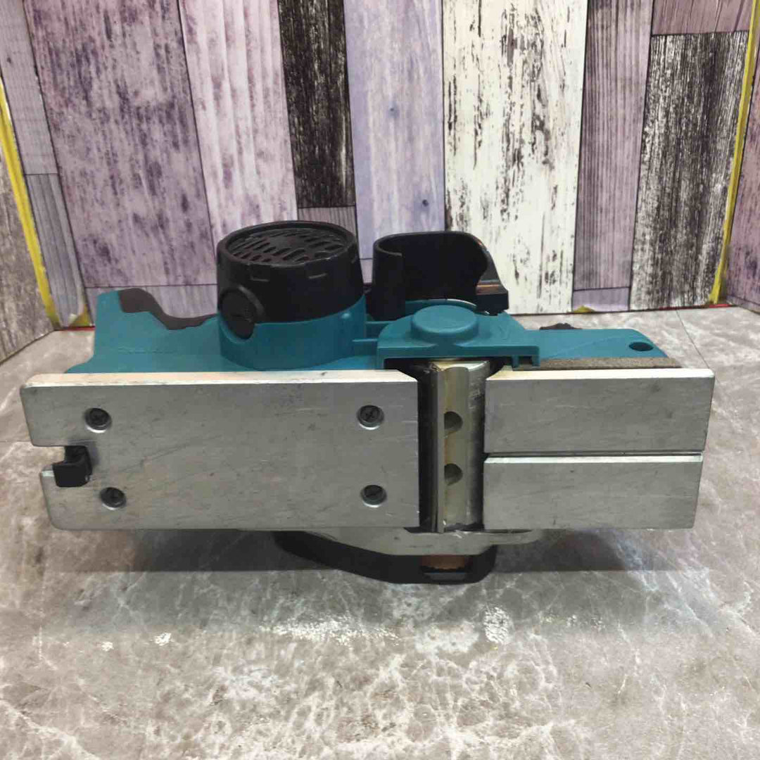 ★マキタ(makita) コードレスカンナ KP180DZ【八潮店】