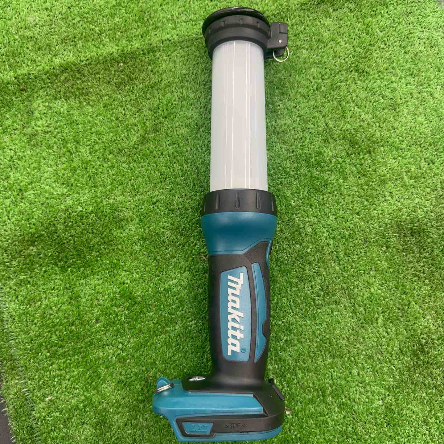 【中古】マキタ　ライト　ML807【ハンズクラフト熊本けやき通り店】 中古】 マキタ (makita) 14.4/18V コードレスLEDワークライト ML807