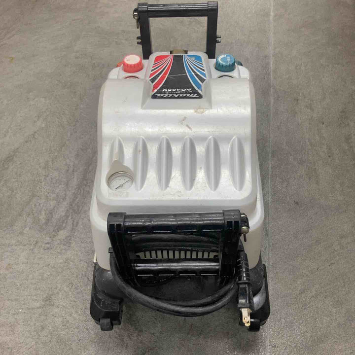 マキタ(makita) エアコンプレッサー【８リッターモデル】モデル： AC400XW 【川崎店】
