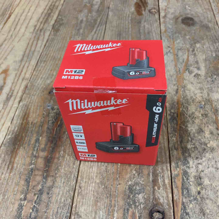 未使用 ミルウォーキー(milwaukee) 充電式インパクトドライバー M12 FQID-0 12Vバッテリー2個[4.0Ah(M12B4)、6.0Ah (M12B6)] 充電器 C12C セット【所沢店】