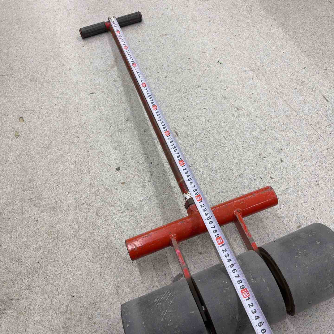 【店頭受取り限定】メーカー不明 転圧100ポンド ローラー【八潮店】