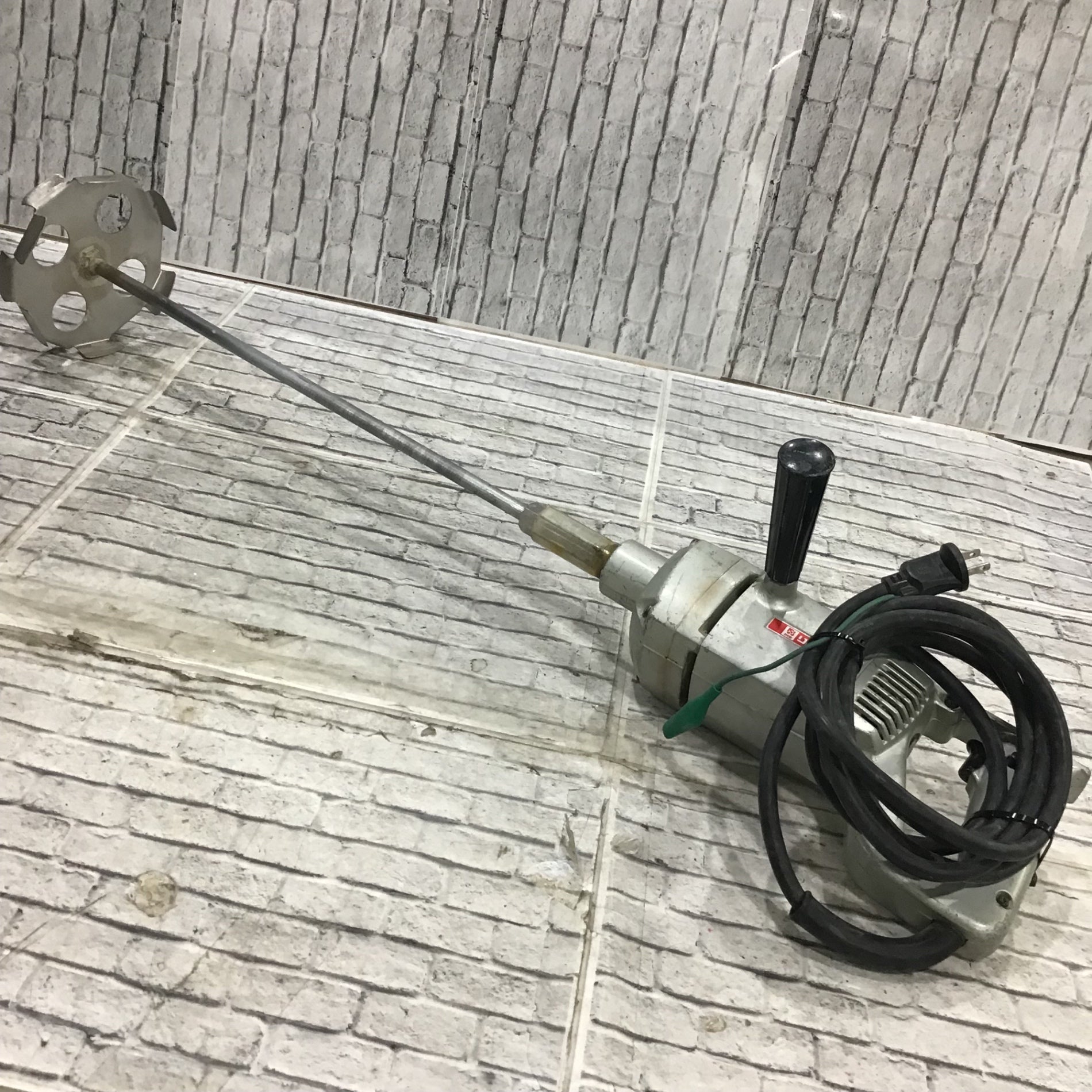 〇リョービ(RYOBI) コンクリートかくはん機 PM-1102【川口店