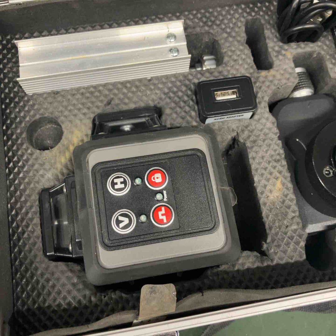 ◇テクノ グリーンレーザー墨出し器 ST-GS3B【戸田店】