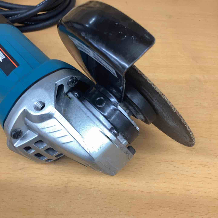 ☆マキタ(makita) 125mm ディスクグラインダ 9535B【越谷店】