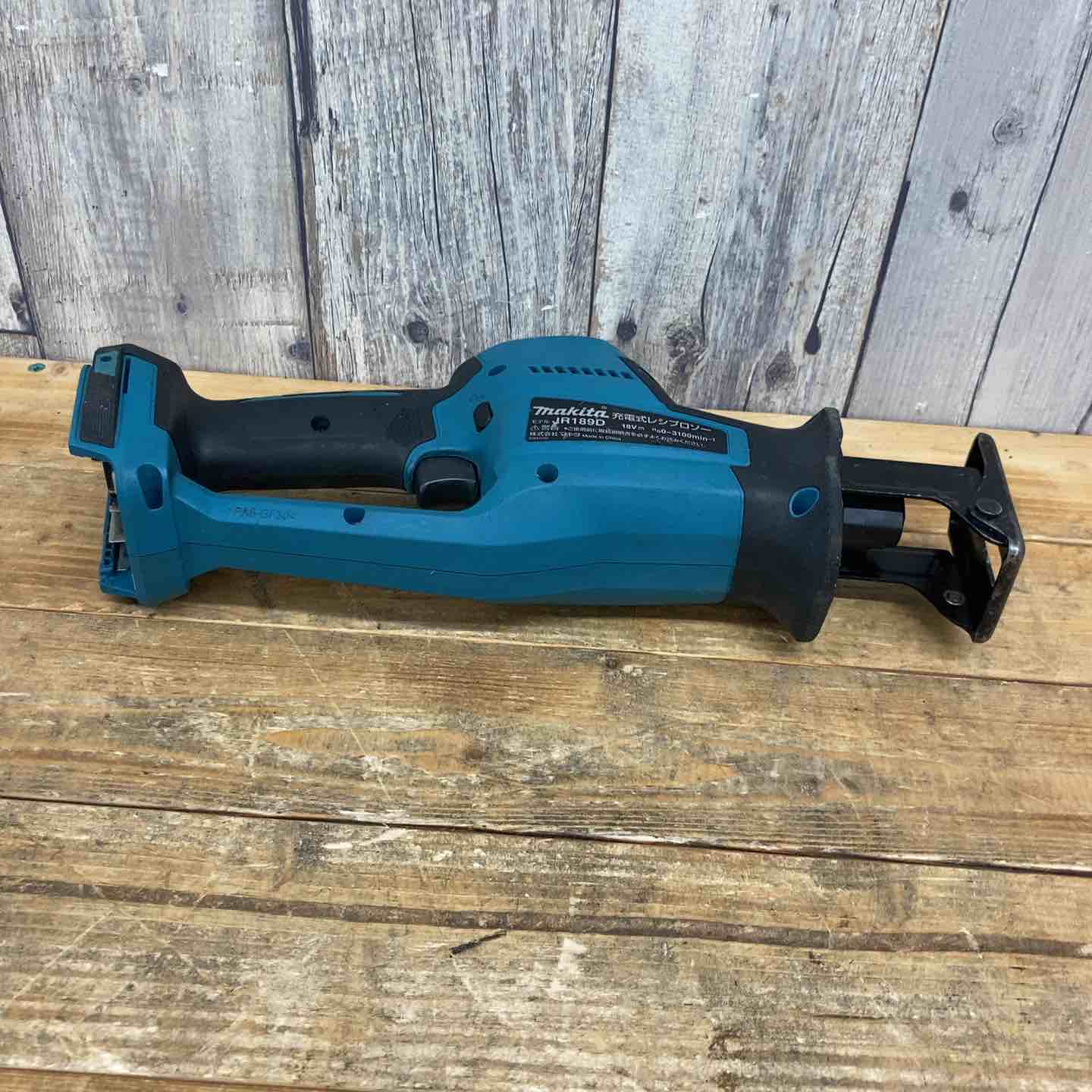 中古品】 マキタ(makita) コードレスレシプロソー JR189DZ 18V 【東大