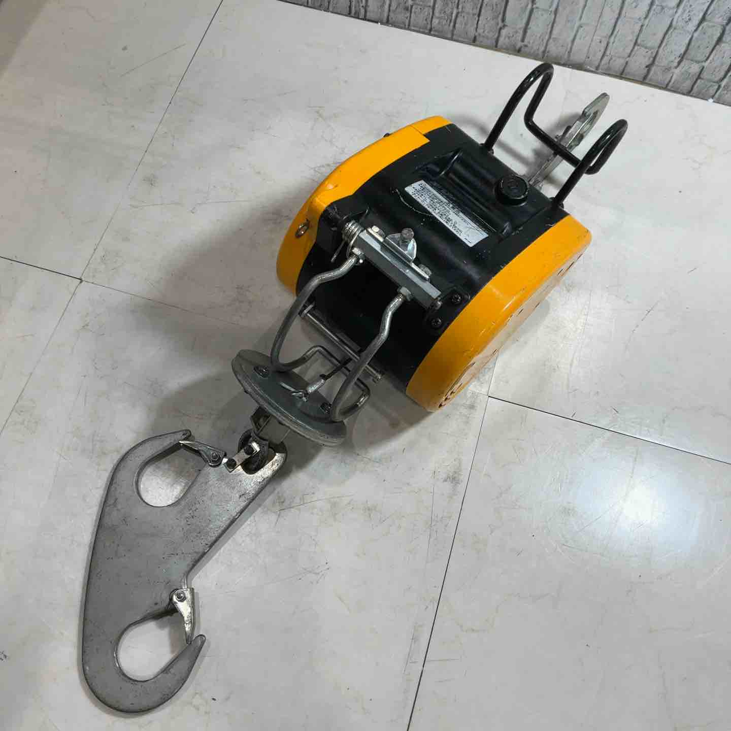 ◇リョービ(RYOBI) 小型ウインチ WI-61CDX (Φ4mmx15m)【川口店