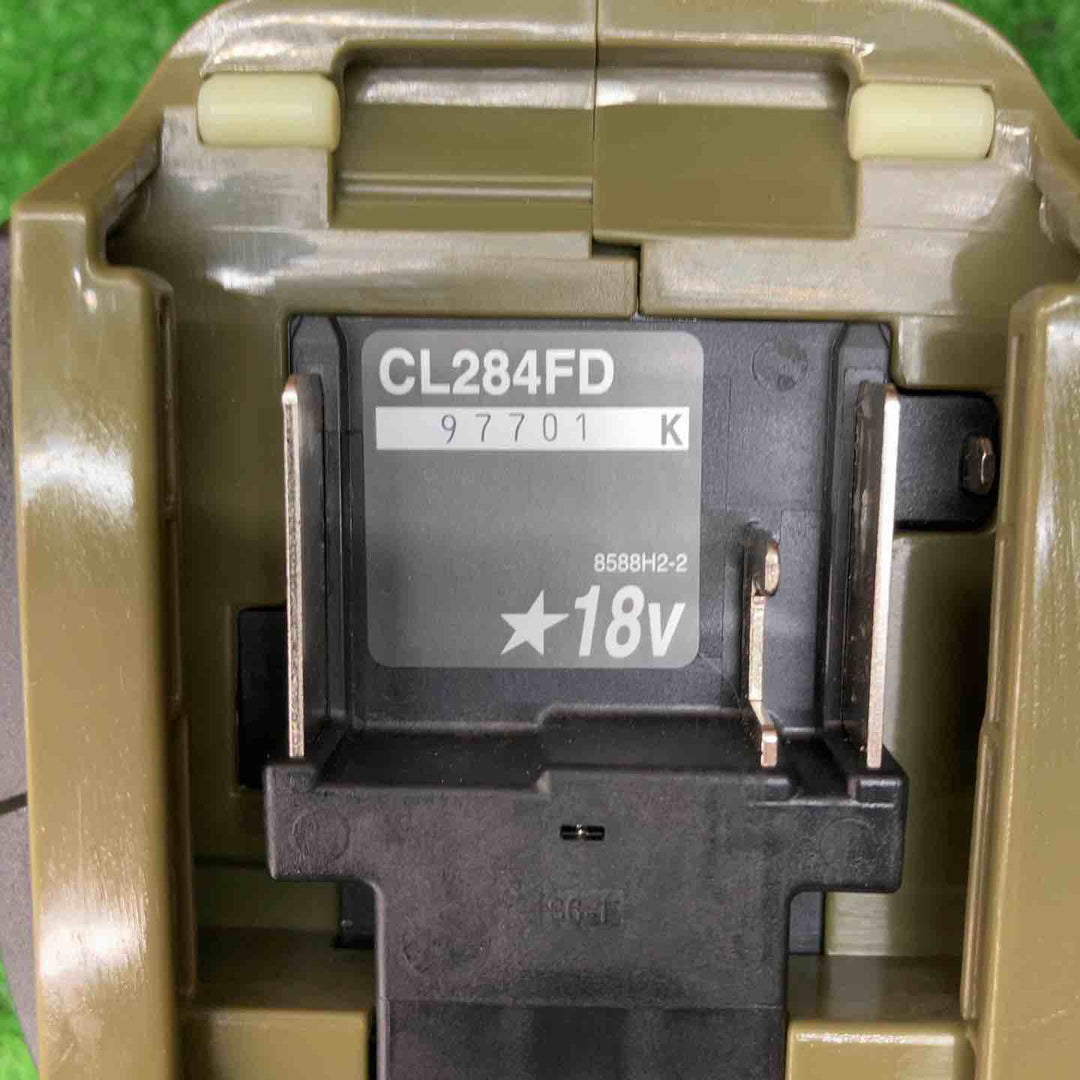 マキタ(makita) コードレスクリーナー CL284FDZO【川越店】