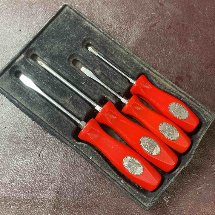 【中古品】 スナップオン(Snap-on) 70周年モデル ドライバーセット SDDP31/42・SDD2/4 計4本 【東大和店】