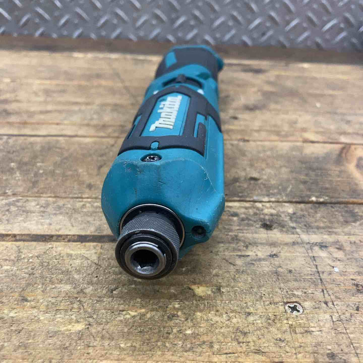 ★マキタ(makita) コードレスペンインパクトドライバー TD022DSHX【所沢店】