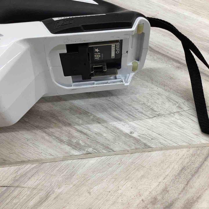 ★マキタ(makita) コードレスクリーナー CL286FDZW【越谷店】