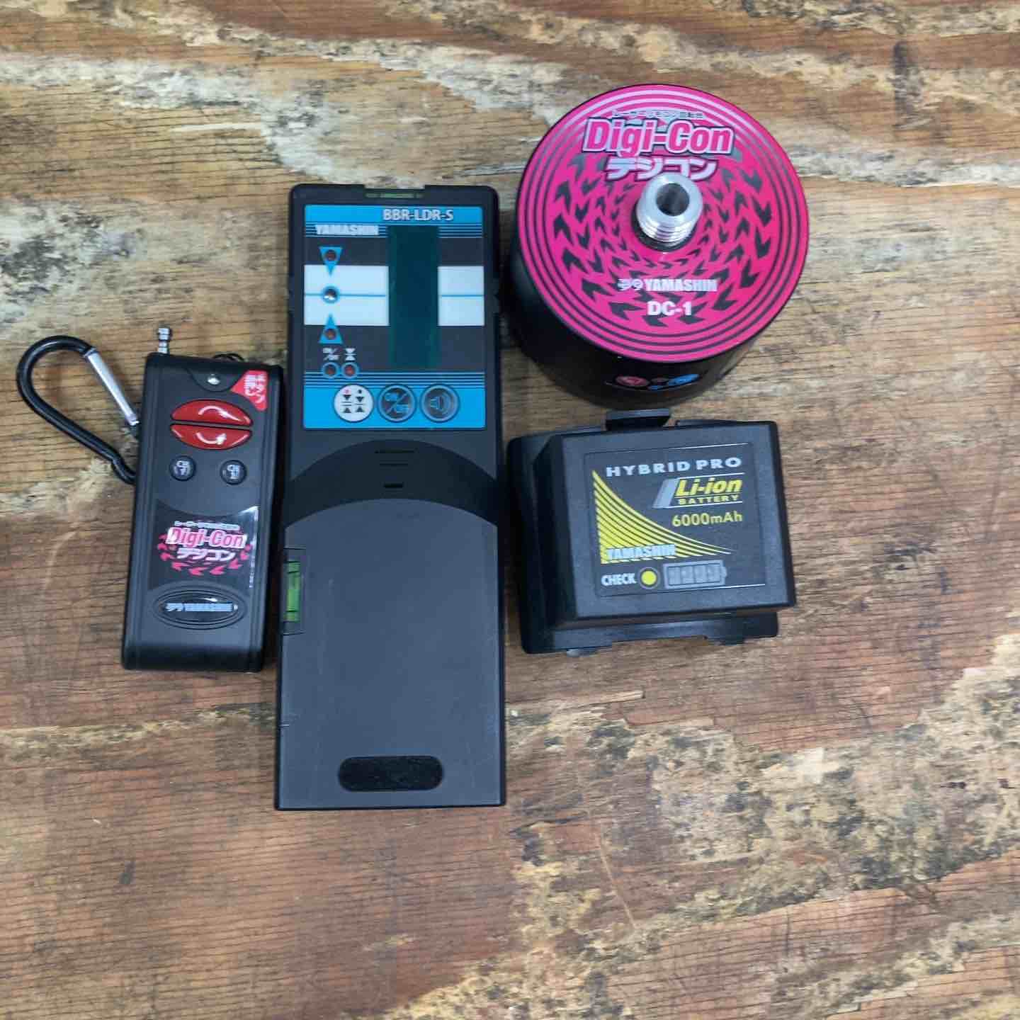 ◇山真製鋸 電子整準式レーザー墨出し器 LDR-9s【柏店】 – アクト