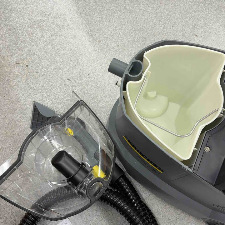 ◇ケルヒャー(KARCHER)  カーペットクリーナー Puzzi8/1C【八潮店】