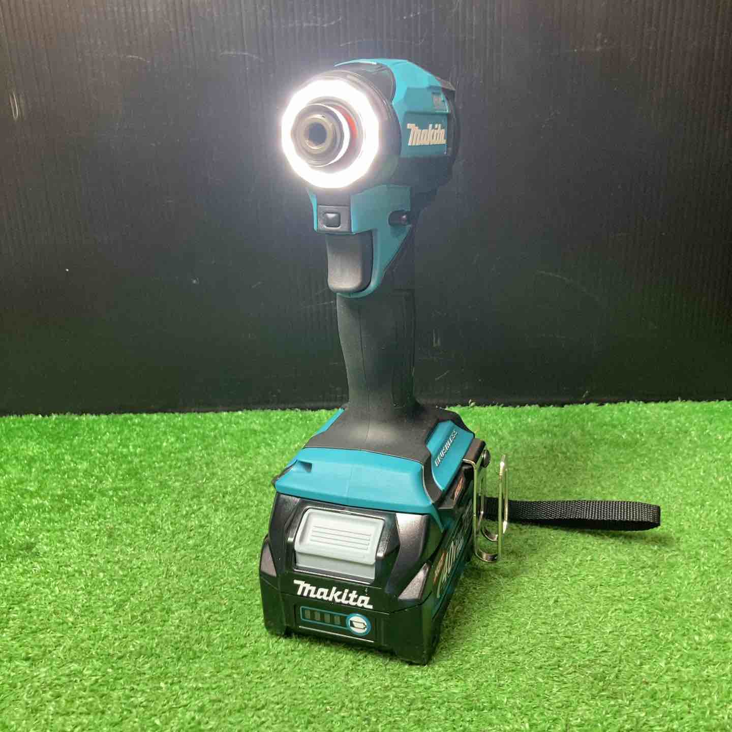 ☆マキタ(makita) 40Vmaxコードレスインパクトドライバー TD005GRDX