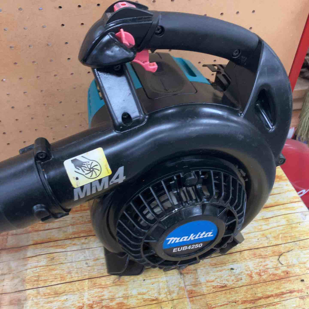 ☆マキタ(makita) エンジンブロア EUB4250【川崎店】