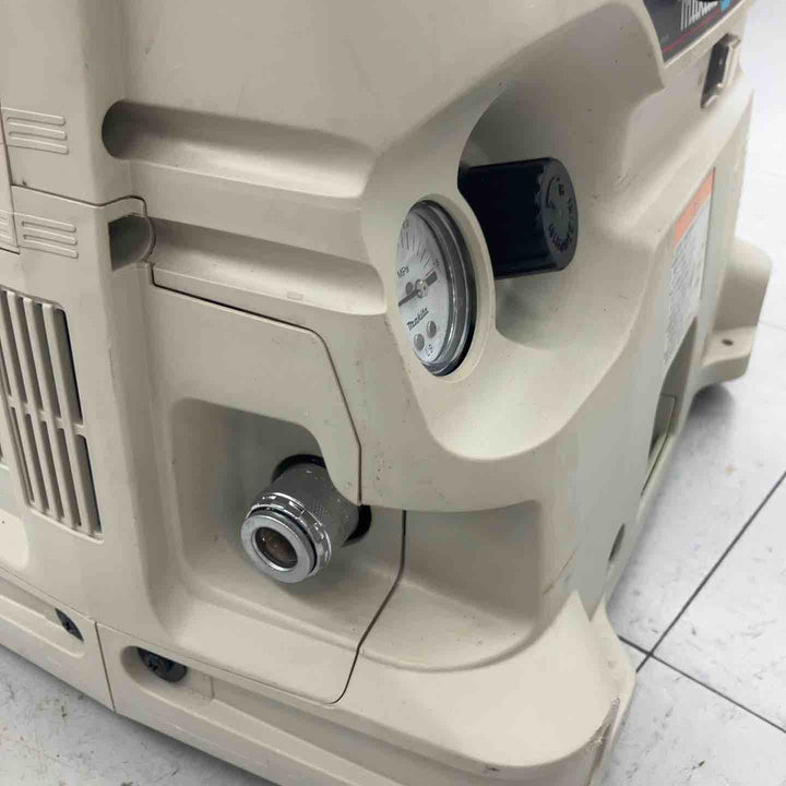 【中古品】 マキタ/makita ・エアコンプレッサー・AC700 【鴻巣店】