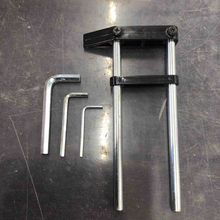 〇新興製作所(SHINKO) 卓上スライド丸ノコ SSC-190A【八潮店】