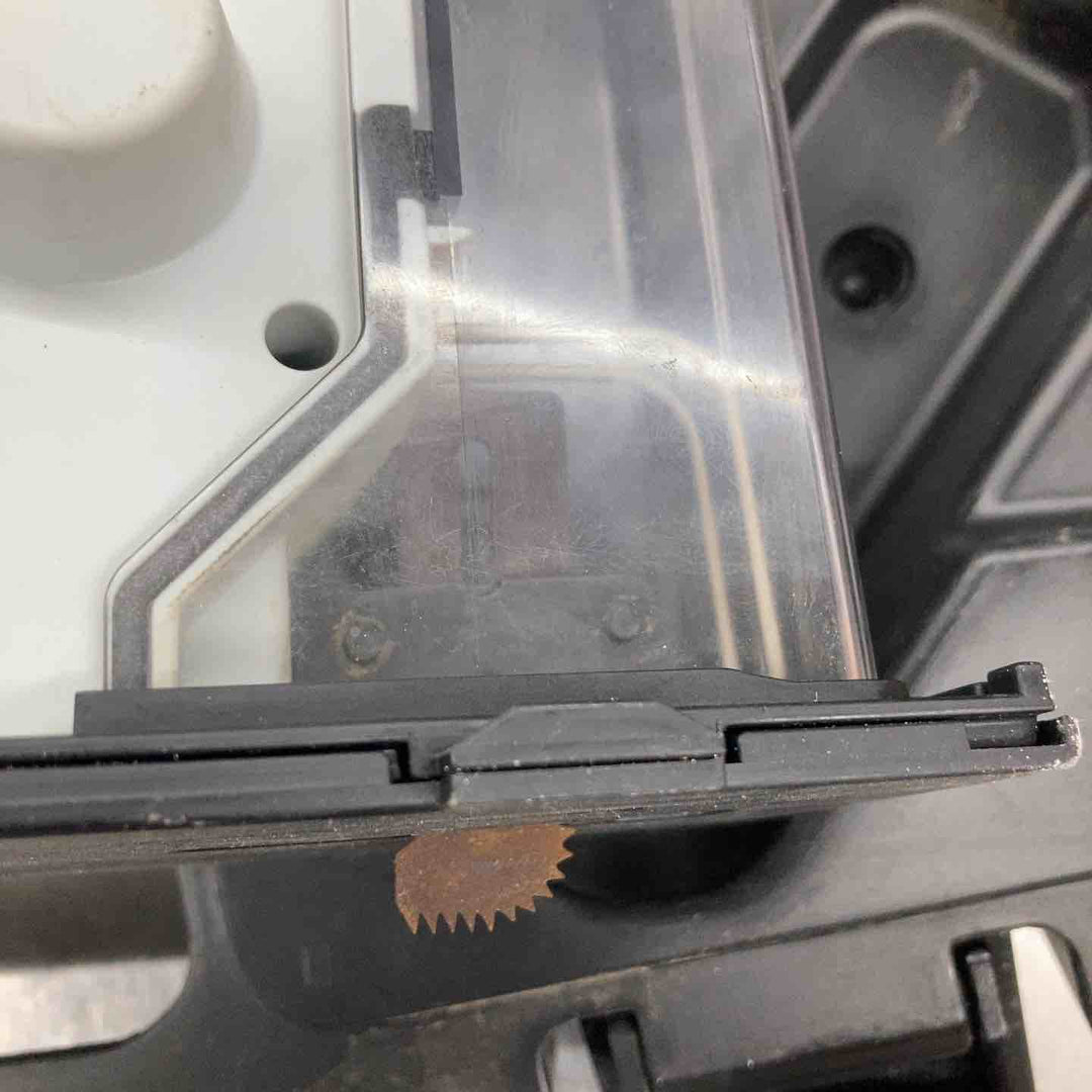 ◇パナソニック(Panasonic) コードレス角穴カッター EZ4543LS2S-B【戸田店】