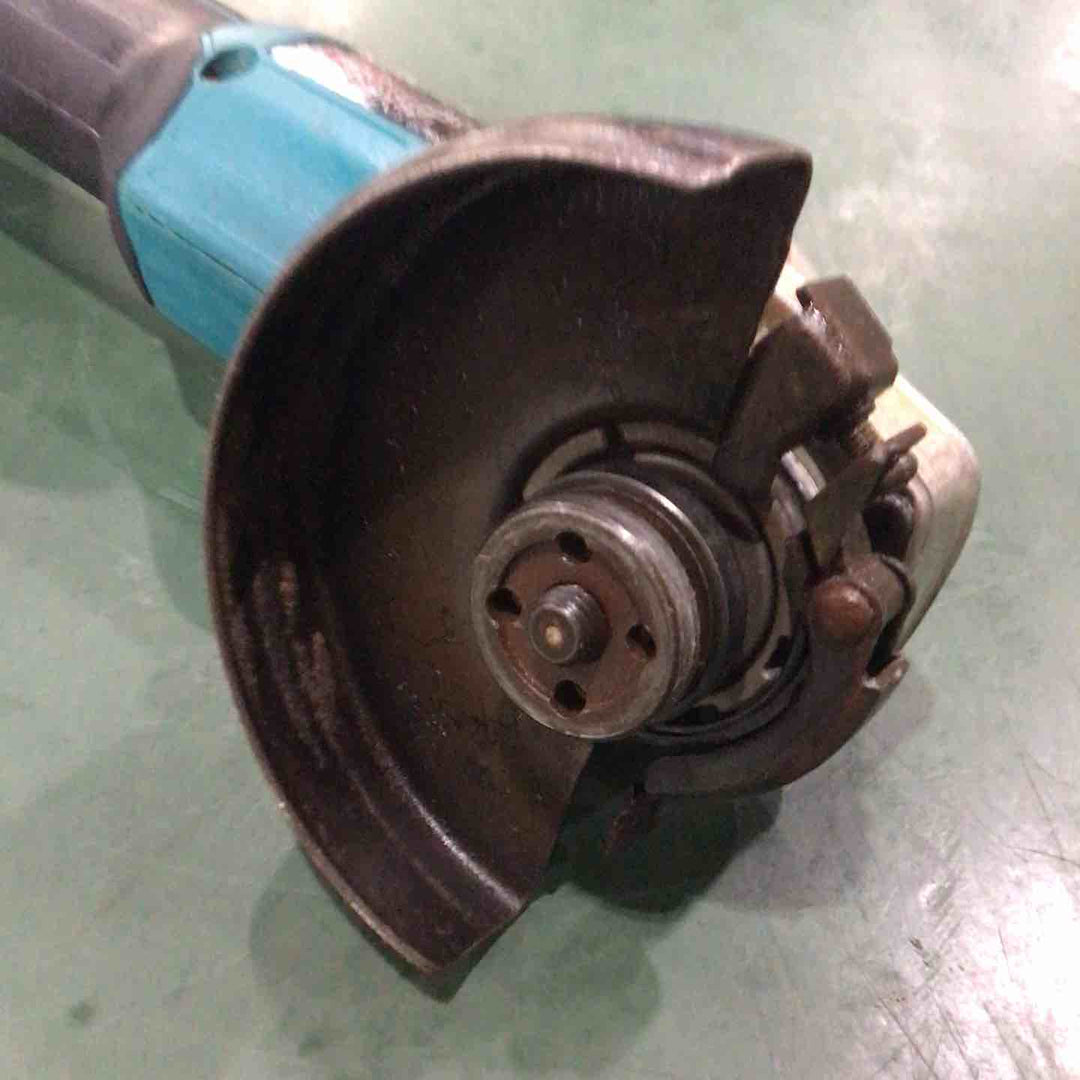 ☆マキタ(makita) 100mmコードレスディスクグラインダ GA403DZ【川口店】