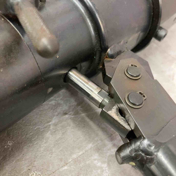 亀倉精機 油圧端子圧着機 EP325【八潮店】