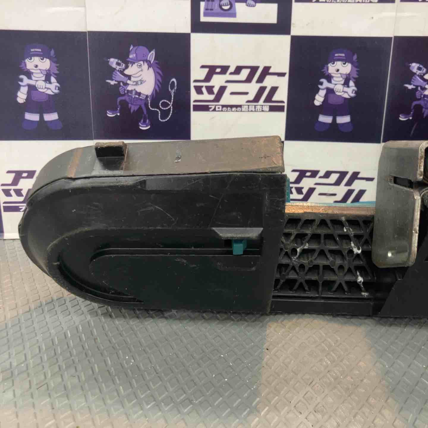 中古品】マキタ(makita) コードレスバンドソー PB181DZ【所沢店