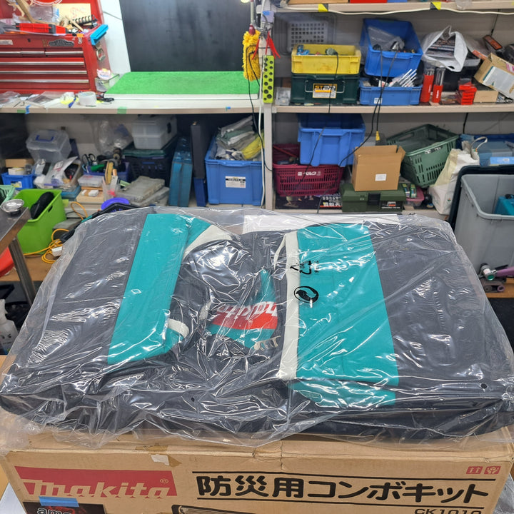 ◇マキタ(makita) 10.8V 防災用コンボキット CK1010 (LEDライト ML104、充電式テレビ TV100など)【岩槻店】