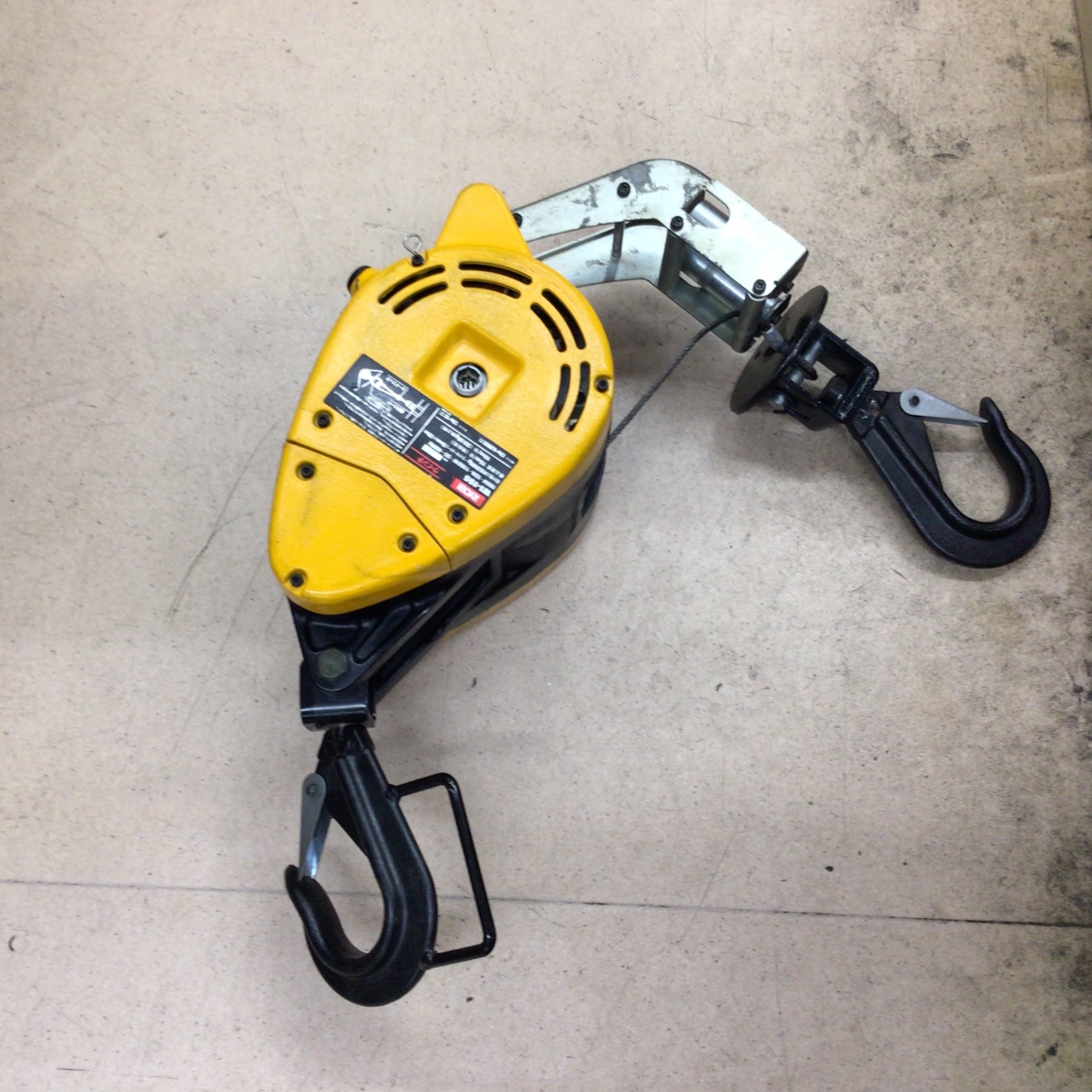 店頭受取り限定】 リョービ(RYOBI) ウインチ WI-195 【東大和店