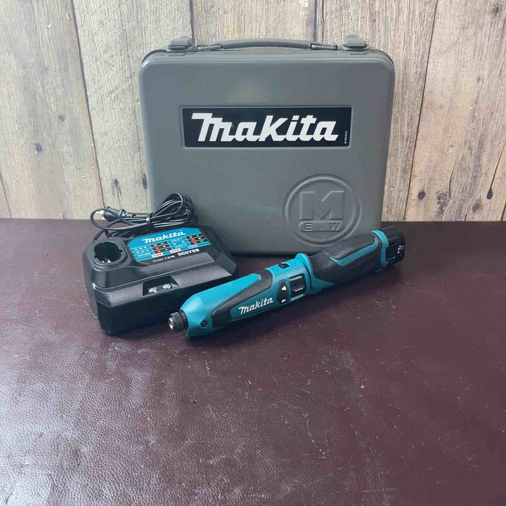 【中古品】 マキタ(makita) コードレスペンインパクトドライバ TD021DSHSP 【東大和店】